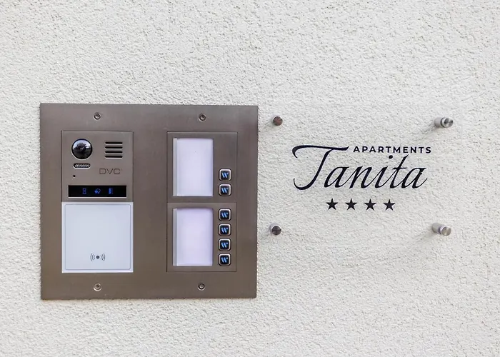 Tanita * Каштела